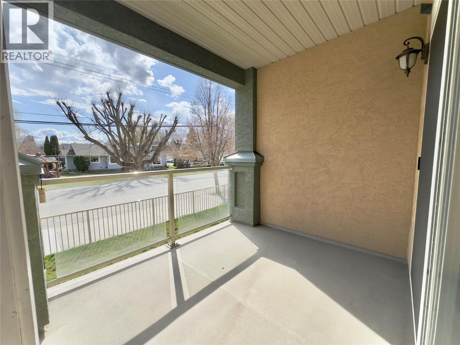 Unit 105, 3550 Woodsdale Road, Lake Country