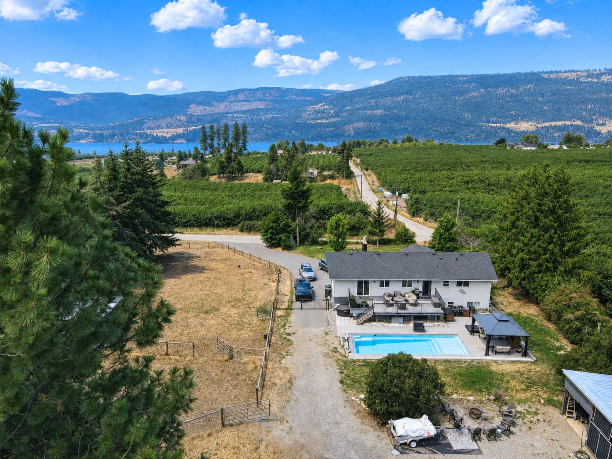 13487 Middle Bench Road, Lake Country